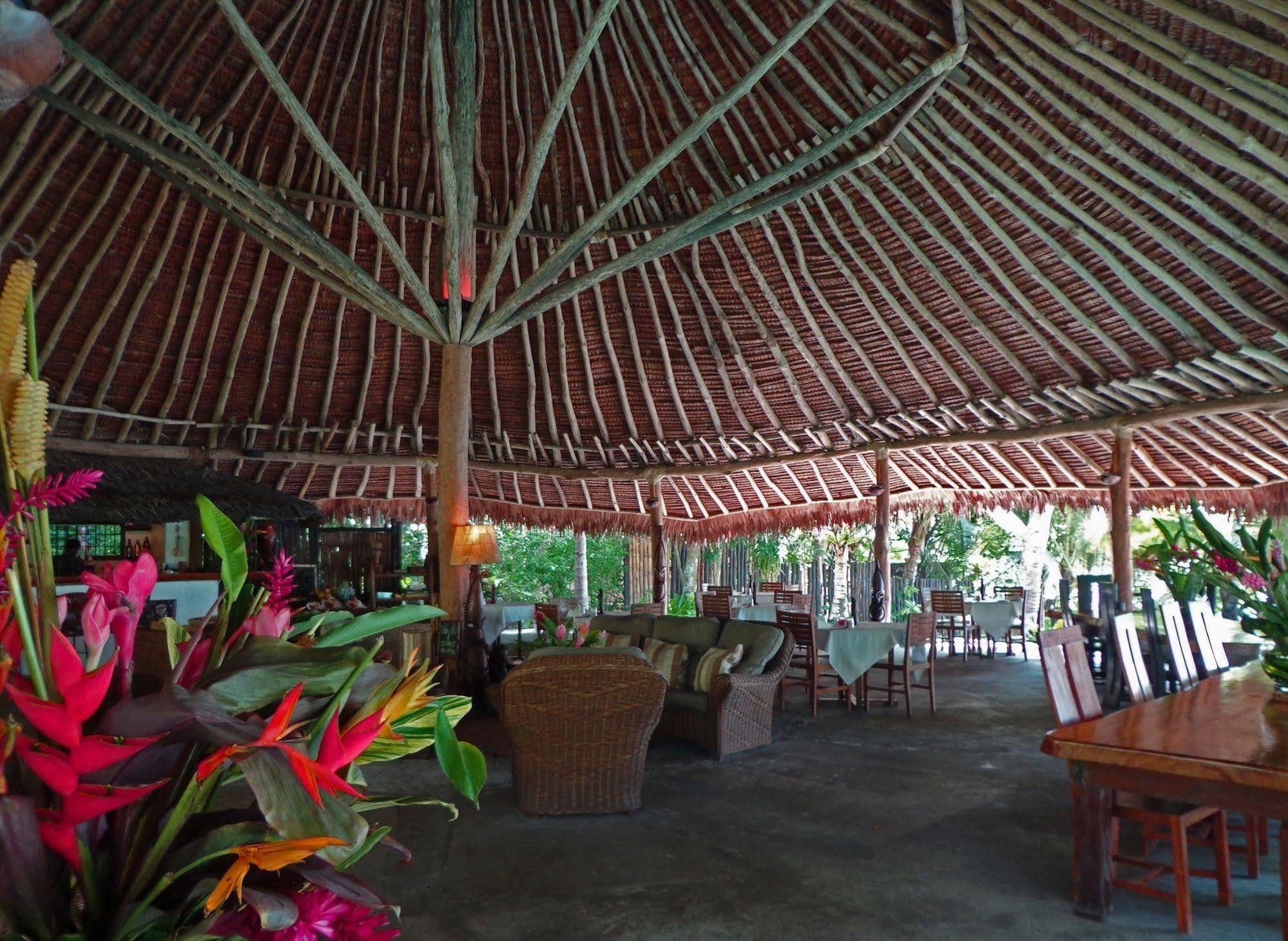 Paradise Cove Resort Port-Vila Extérieur photo
