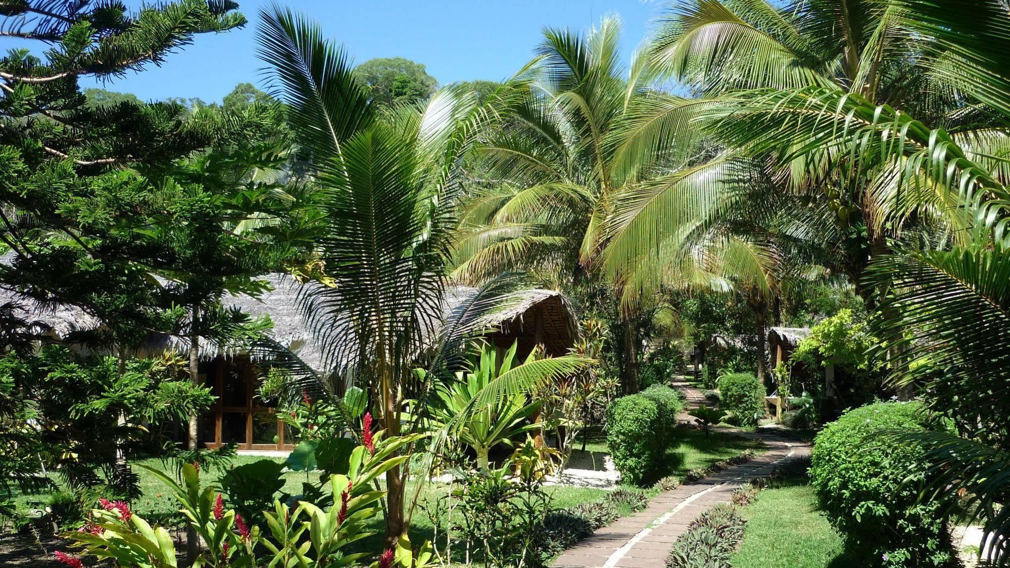 Paradise Cove Resort Port-Vila Extérieur photo