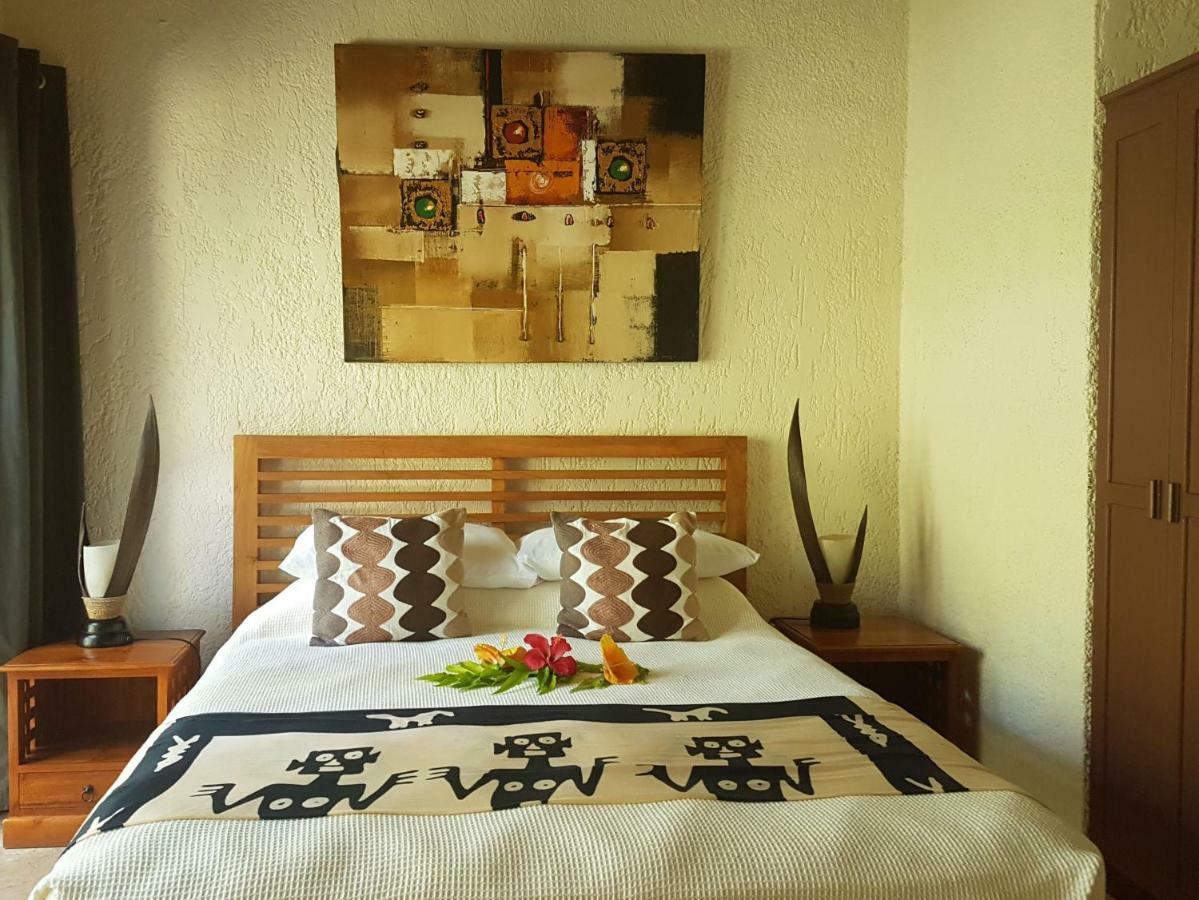 Paradise Cove Resort Port-Vila Extérieur photo